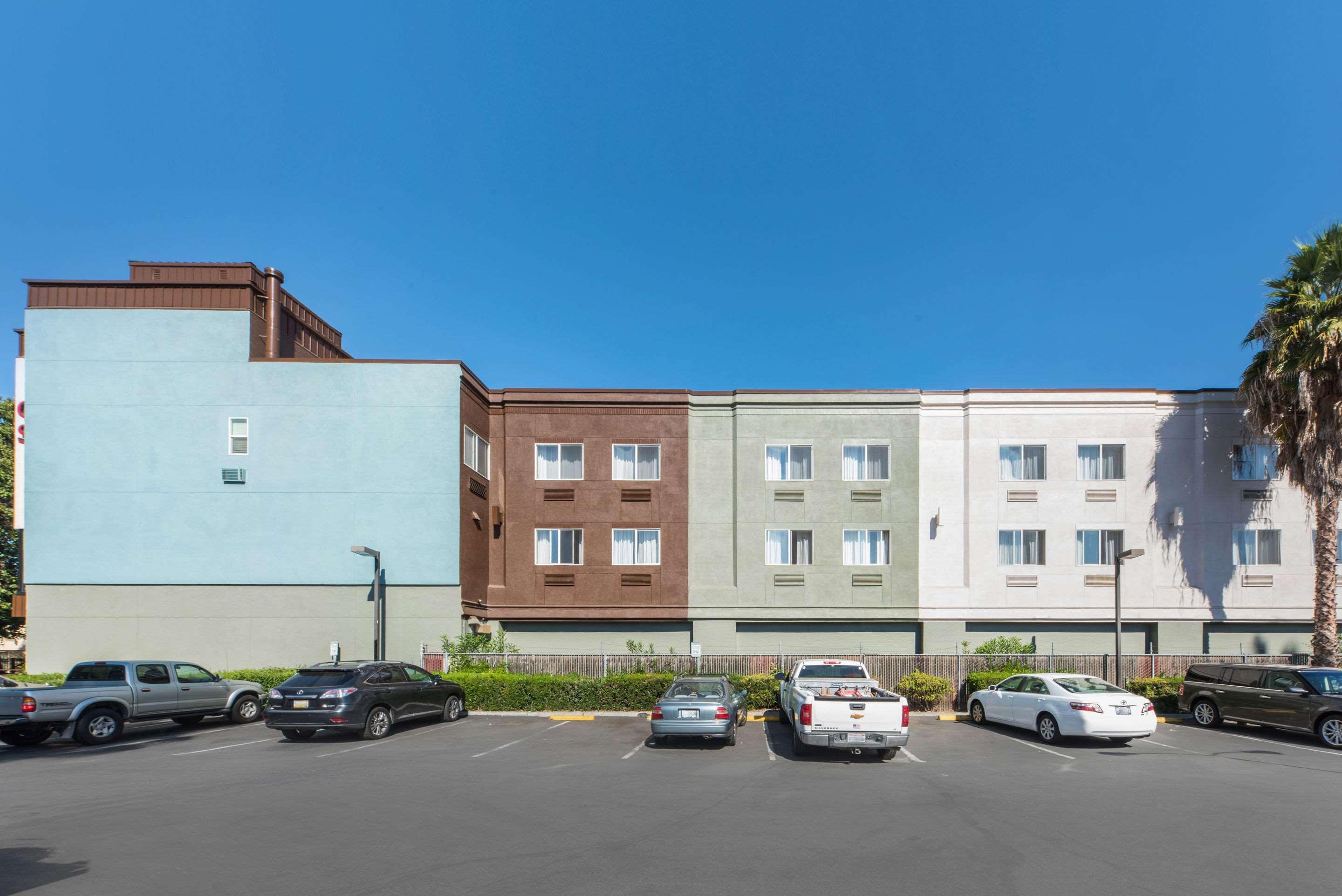 Comfort Suites San Jose Airport Екстериор снимка