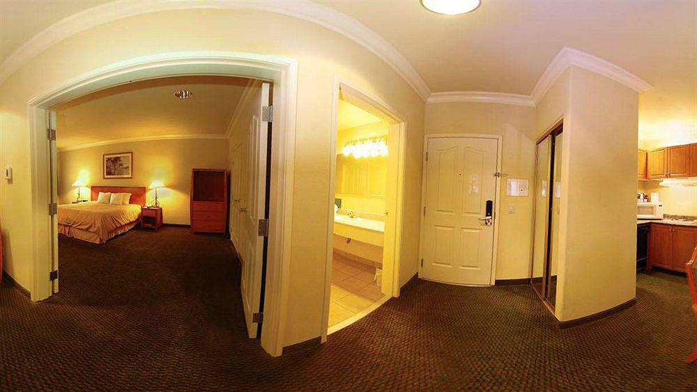 Comfort Suites San Jose Airport Екстериор снимка