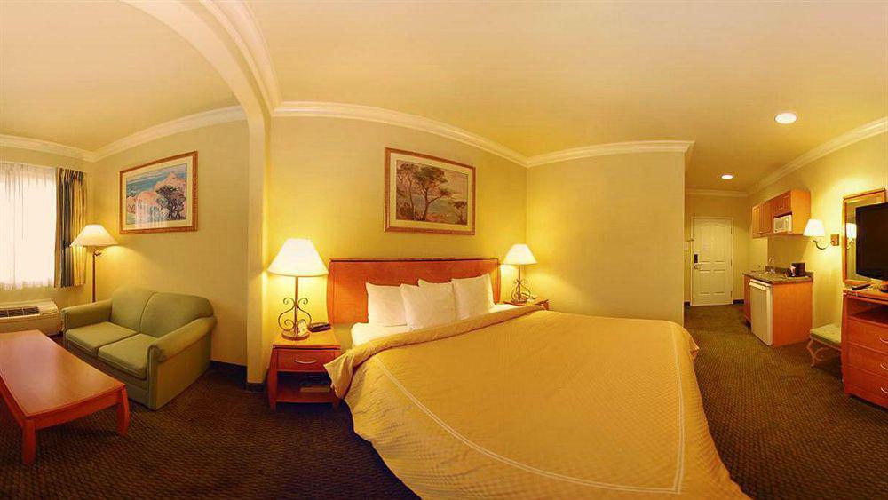 Comfort Suites San Jose Airport Екстериор снимка